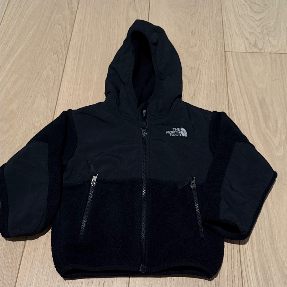 The North Face Kids Black Full-Zip Hoodie